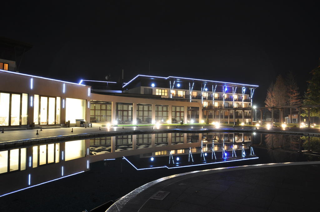 Spa Hotel Belchin Garden Exterior foto